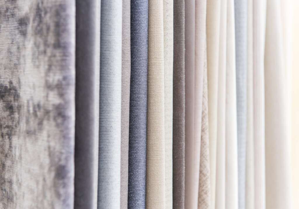 curtains and blinds Dubai -